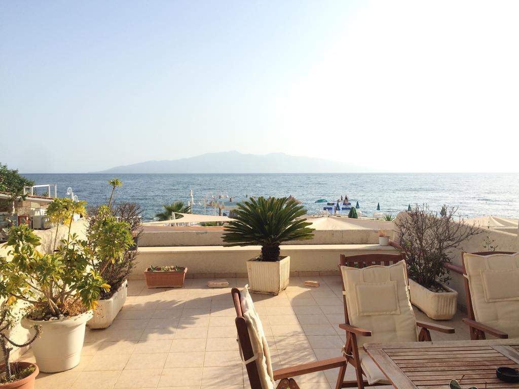 Apartments Wonderful Bay Sarandë Pokoj fotografie